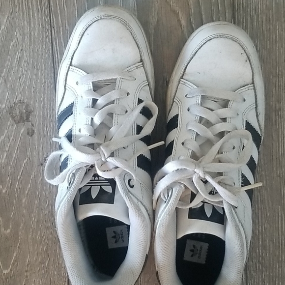 Shoes - Picture 1 of 1